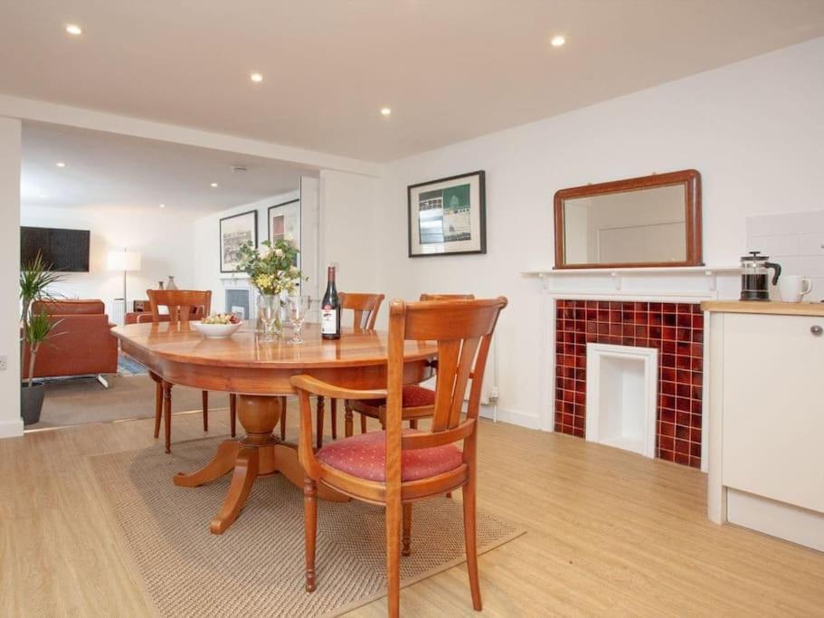 1 Perfectly Located Stylish, Comfortable Apartment Sidmouth Ngoại thất bức ảnh